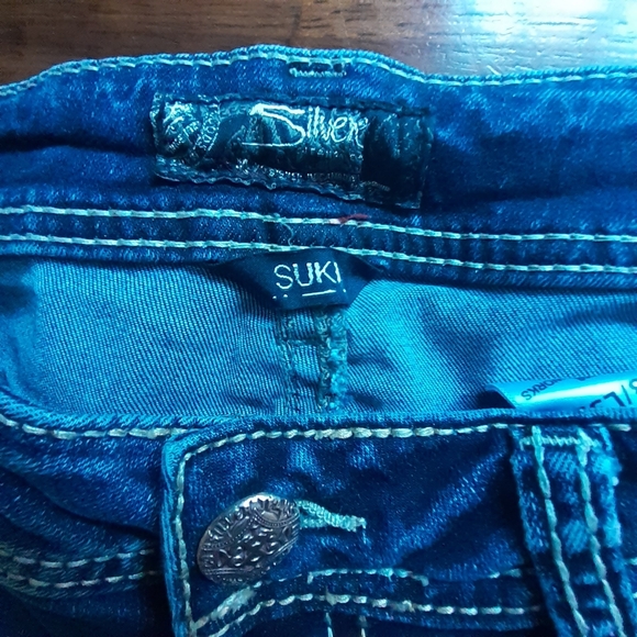 Silver Jeans Suki Mid Straight Fluid - Picture 12 of 16